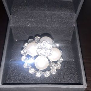 Adjustable Pearl Ring
